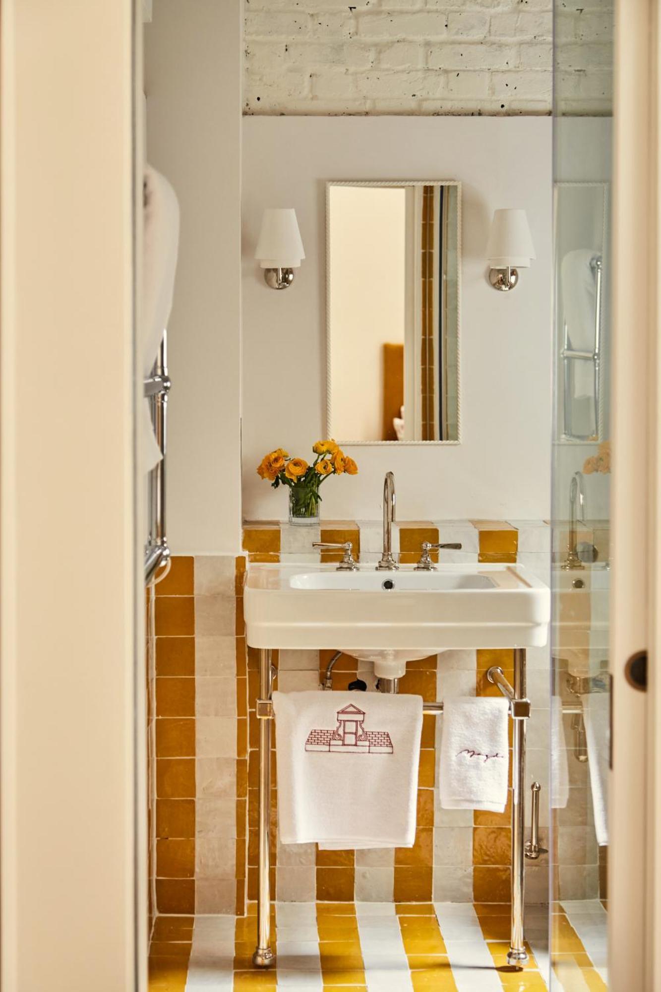 Magda Boutique Rooms ลอนดอน ภายนอก รูปภาพ